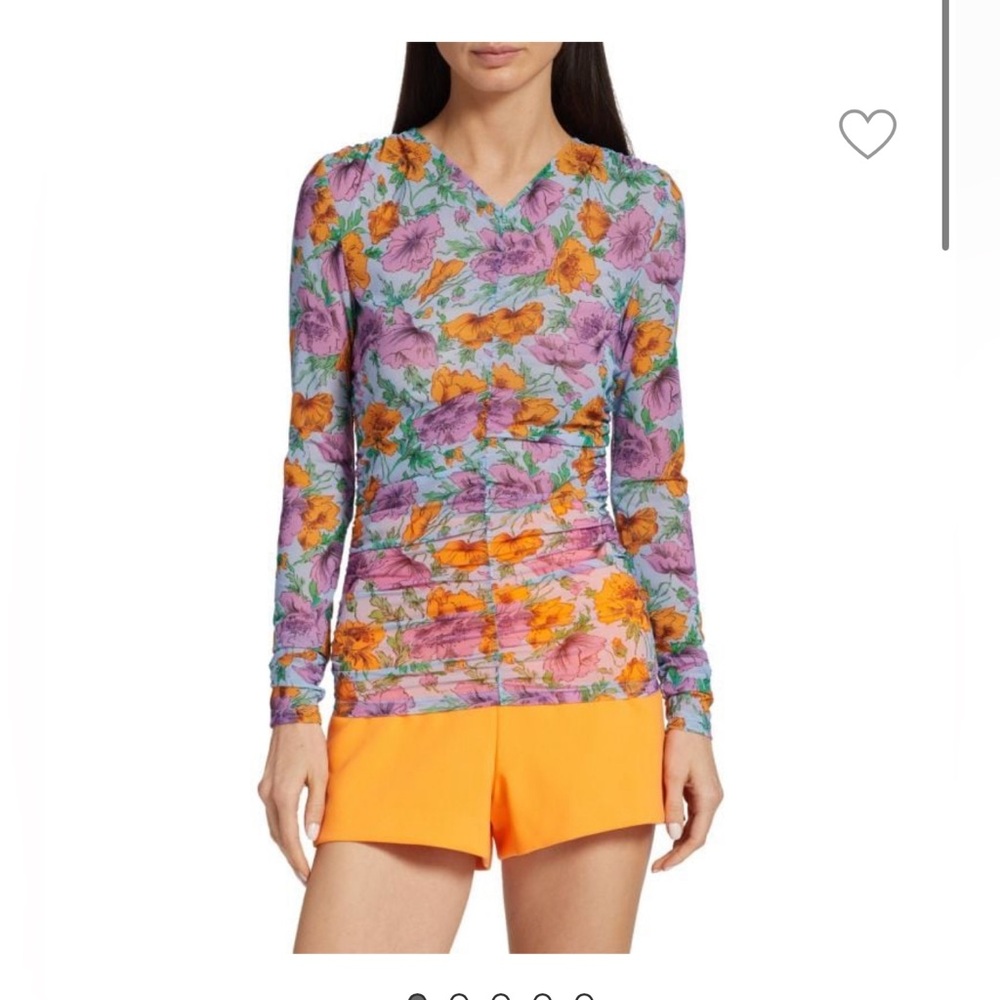 VERONICA BEARD
Myrna Floral Ruched Top NEW WITH TAG !!